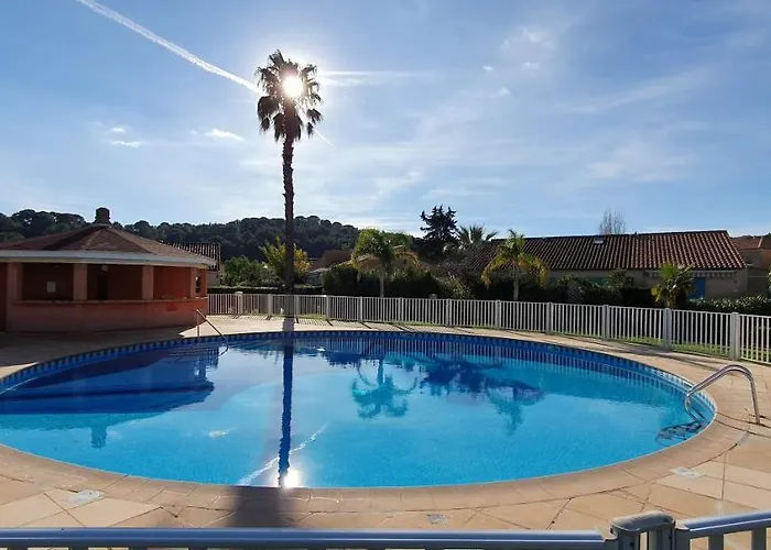 Semesterbostad Mazet 63m² - Tahiti Parc -